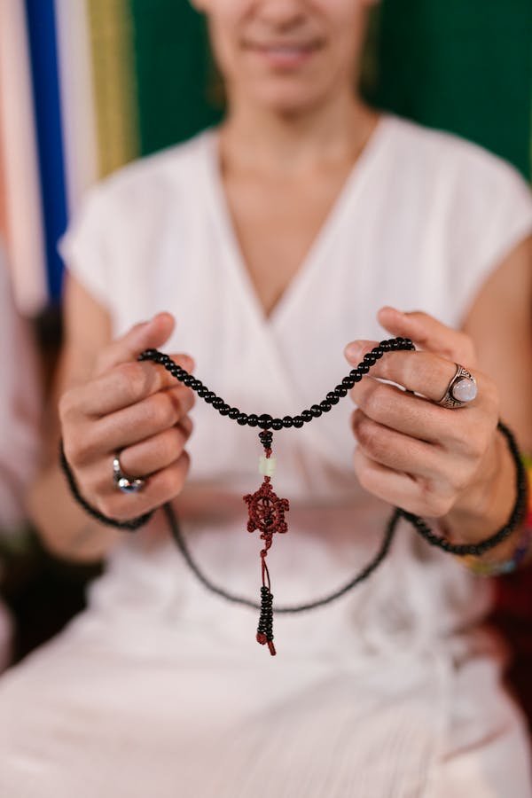 Malas tibétains : leur signification, bienfaits et choix essentiels